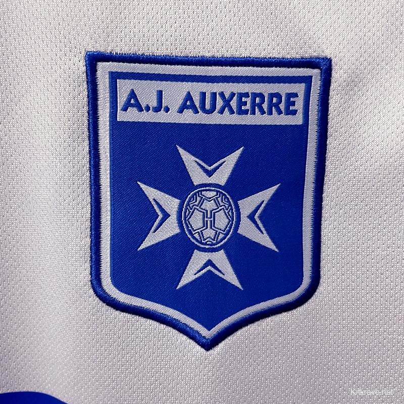 22/23 AJ Auxerre Home Soccer Jersey