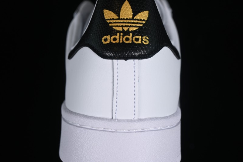 Adidas Campus CQ2074 Three Stripes Casual Sneakers - CQ2074