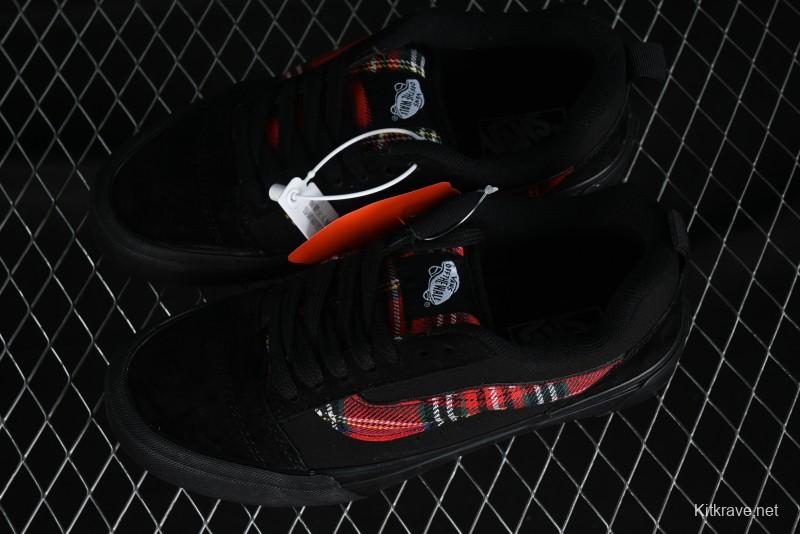 Vans Classics Knu Skool Retro Sneakers with Enlarged Toe and Thickened Trim - VN0009QC3N6