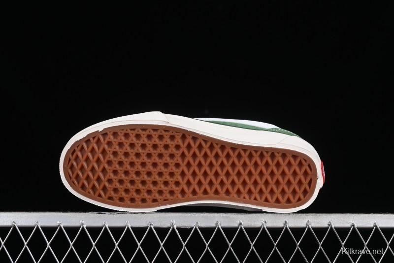 Vans Classics Knu Skool Retro Sneakers with Enlarged Toe and Thickened Trim - VN0009QCKGR