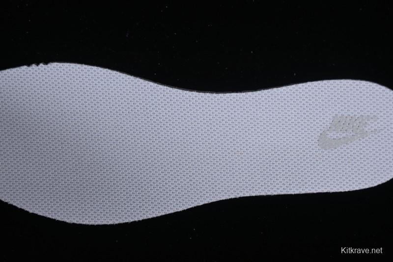 Nike Runtekk Run Retro Low-Top Running Shoes with Cushlon Midsole and Anti-Slip Design - FD0736-104