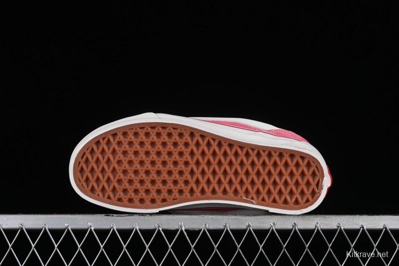 Vans Classics Knu Skool Retro Sneakers with Thick Tongue and Puffy Design - VN0009QCBJ1