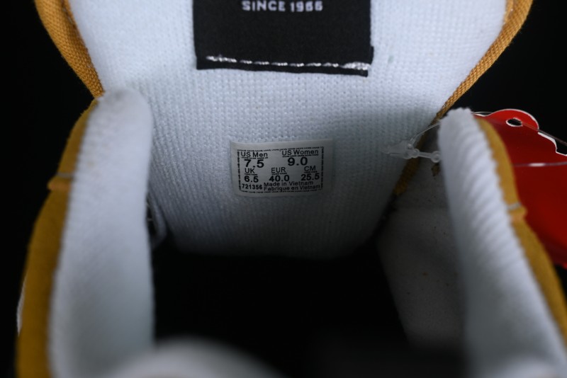 Vans Classics Knu Skool Retro Skate Shoes with Thick Tongue and Oversized Toe - VN0009QC5QJ1