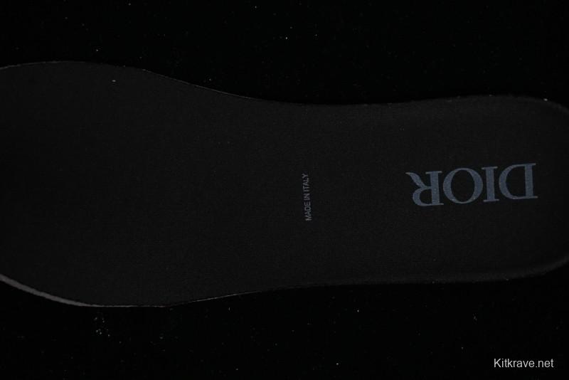 Dior B30 Sneakers with Reflective CD30 Logo and Lightweight Rubber Sole - CD30