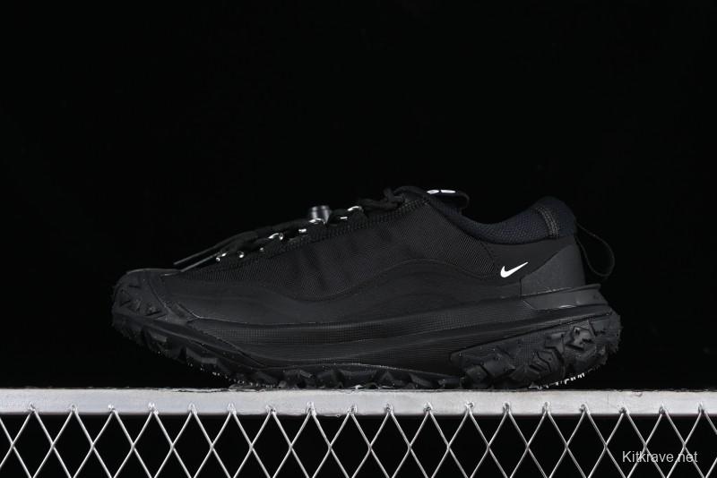 Nike ACG Mountain Fly 2 Low SP Outdoor Hiking Shoes with GORE-TEX and React Foam - FZ3311-001