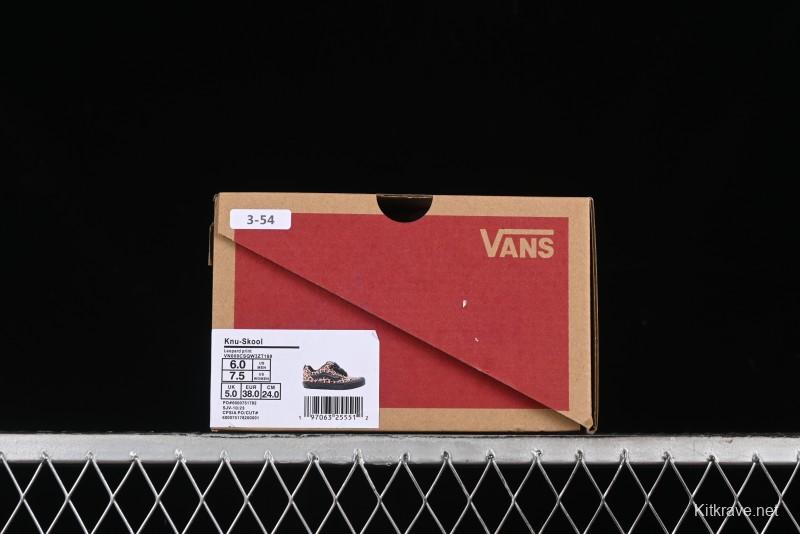 Vans Classics Knu Skool Retro Sneakers with Enlarged Toe and Thickened Trim - VN000CSQW3ZT188