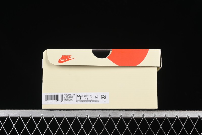 Nike Air Jordan 1 Low OG SP Travis Scott x Fragment Design Collaboration Sneakers - SJ2068-123