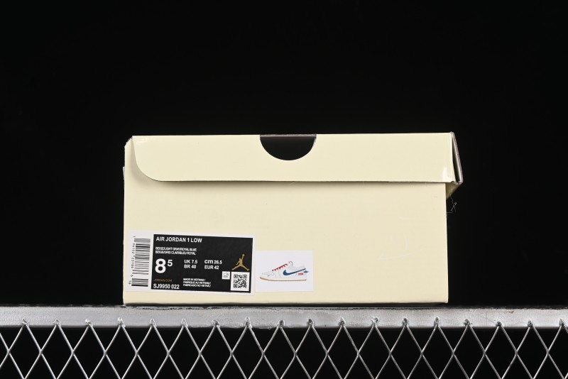 Nike Air Jordan 1 Low Supreme Collaboration - Retro Basketball Shoes in Blue and Gum Sole - SJ9950-022