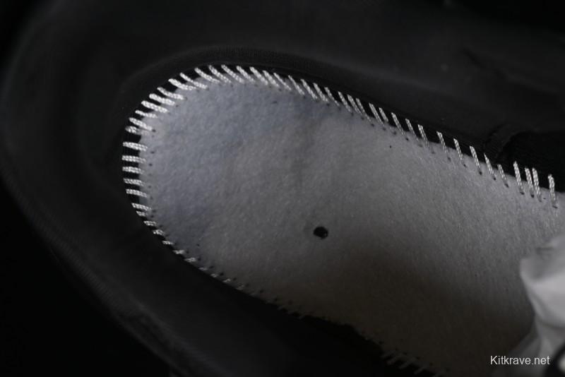 Nike Runtekk Run Retro Low-Top Running Shoes with Cushlon Midsole and Anti-Slip Design - HQ1582-001