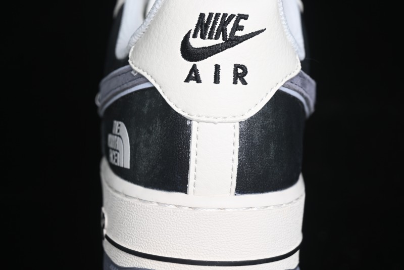 Nike Air Force 1 '07 Low The North Face Collaboration Jacket Black Casual Sneakers - DM6688-004
