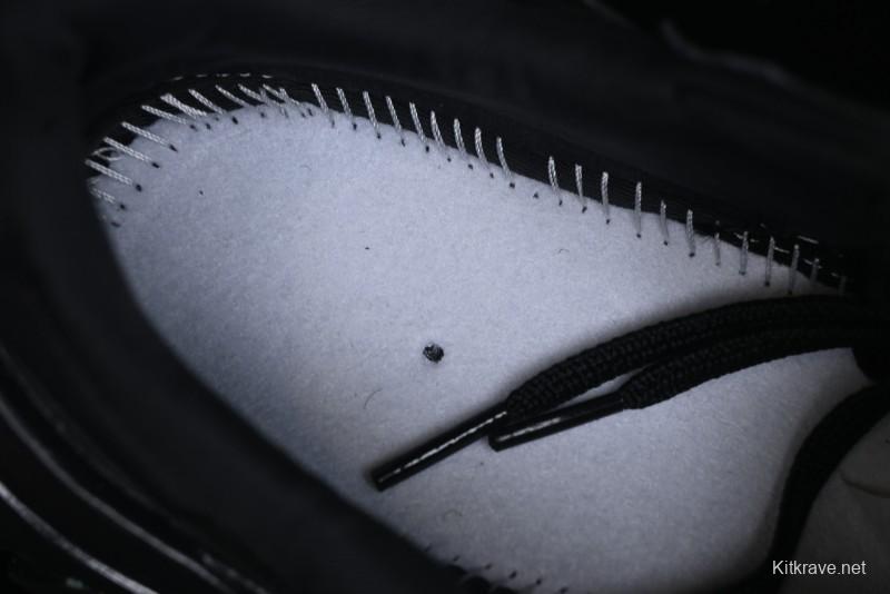 Nike Runtekk V2K Low-Top Retro Running Shoes with Cushlon Foam and Distressed Midsole - HQ1582-001