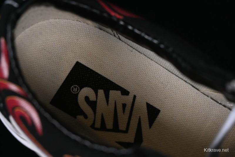 Vans Old Skool Flame Red Low-Top Casual Skate Shoes - VN000CQDBA5