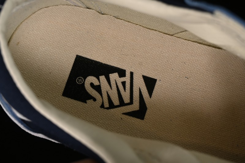 Vans Sk8-Mid Reissue 83 High-End Blue Suede Retro Skate Shoes - VN000CQDDWR