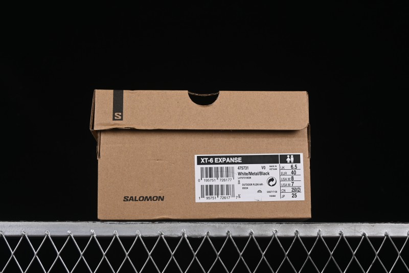 Salomon XT-6 EXP Outdoor Running Shoes - 475731