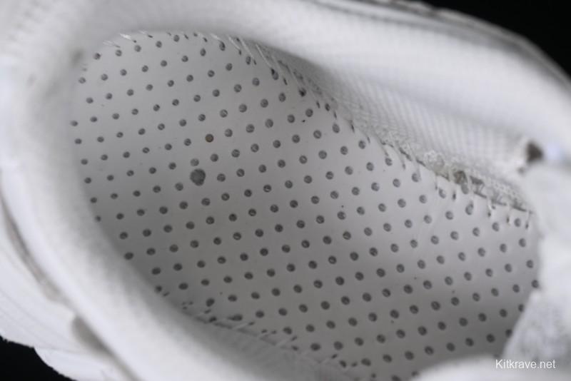 Balenciaga Monday Leather Round Toe Lace-Up Low-Top Lifestyle Sneakers - WDTSC9110