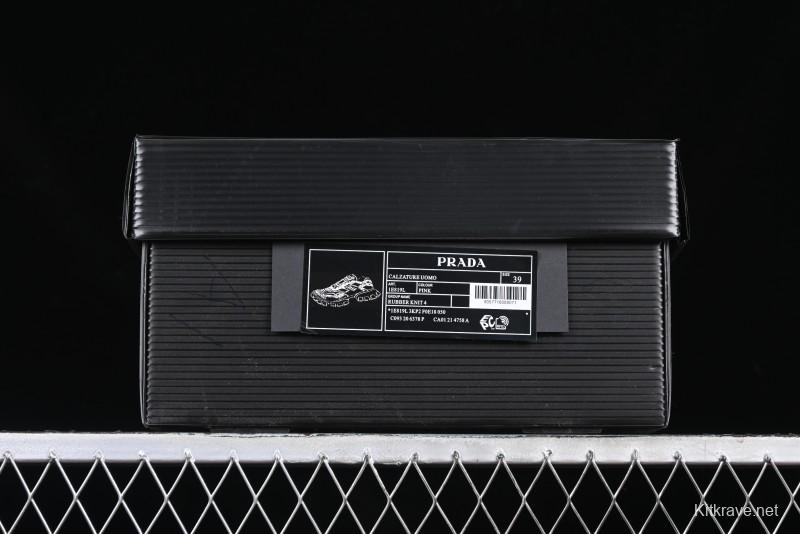 Prada Cloudbust Air Thunder Lifestyle Low-Top Sneakers with Anti-Slip and Wear-Resistant Design - 1E819L