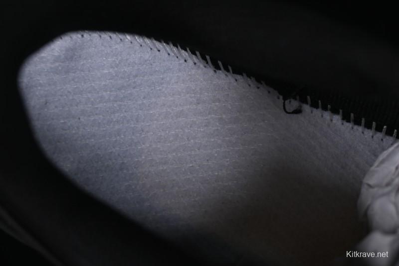 NY Yankees Black Leather Sneakers with Bold Pink Logo