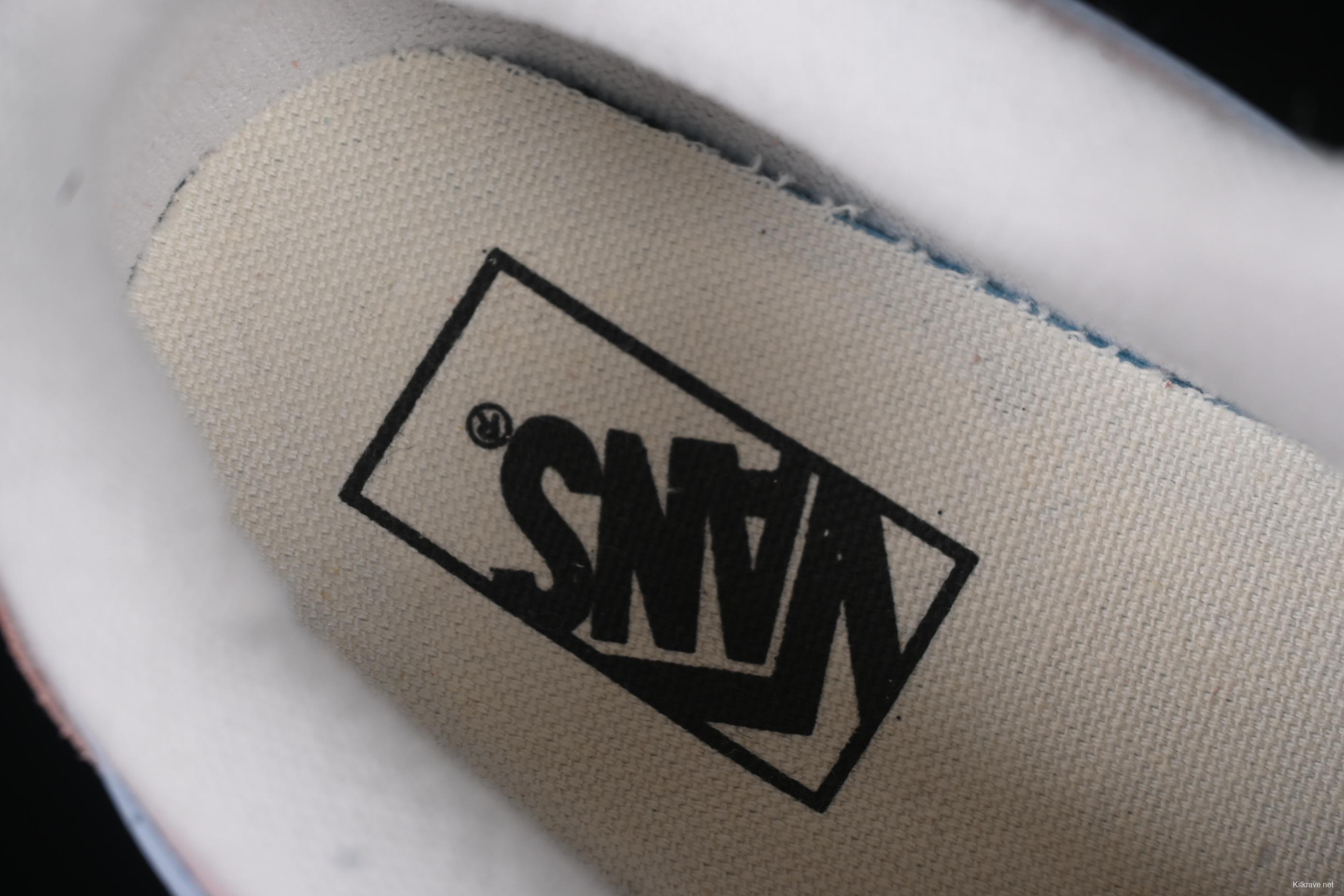 Vans Knu Skool Low-Top Retro Chunky Sneakers - VN000D75F94