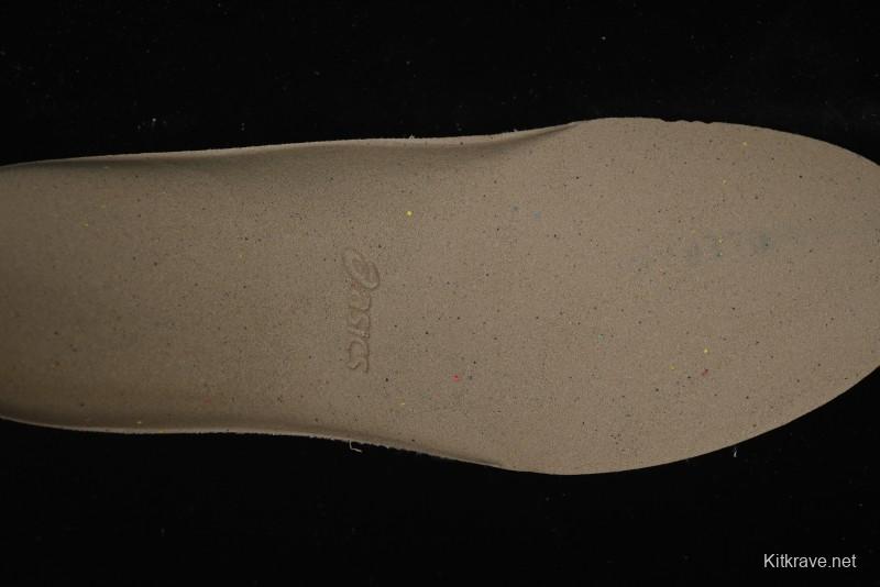 Asics Gel-Nimbus 27 Retro Breathable Casual Shoes with Cushioning for Men - 1011B958-300