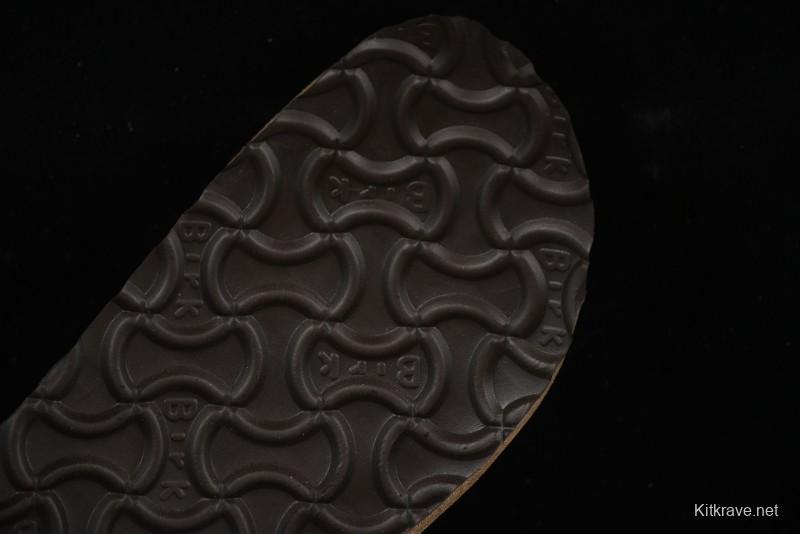 Birkenstock Arizona Soft Footbed Sandals with Suede Leather and Lambswool Lining - G.D4