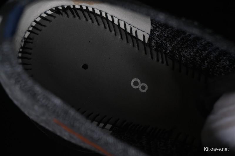 Nike Vapormax Flyknit Breathable Casual Running Shoes with Full-Length Air Cushion - 849558-010