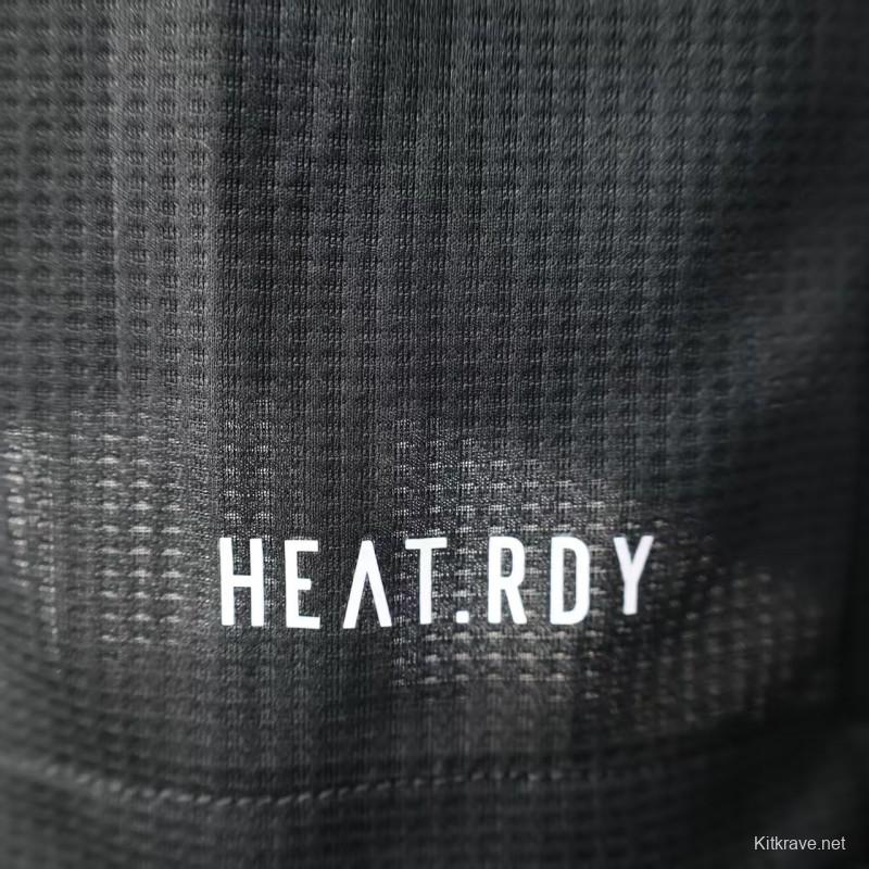 Player Version 25/26 Liverpool Black Goalkeeper Jersey