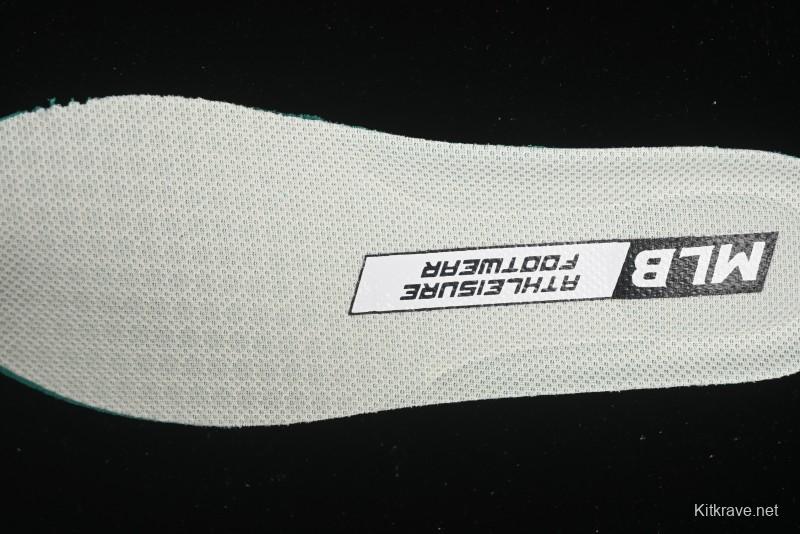 New York Yankees MLB Chunky Curve Runner Monogram Thick Sole Casual Running Shoes - 3ARNSPL5N50BGL