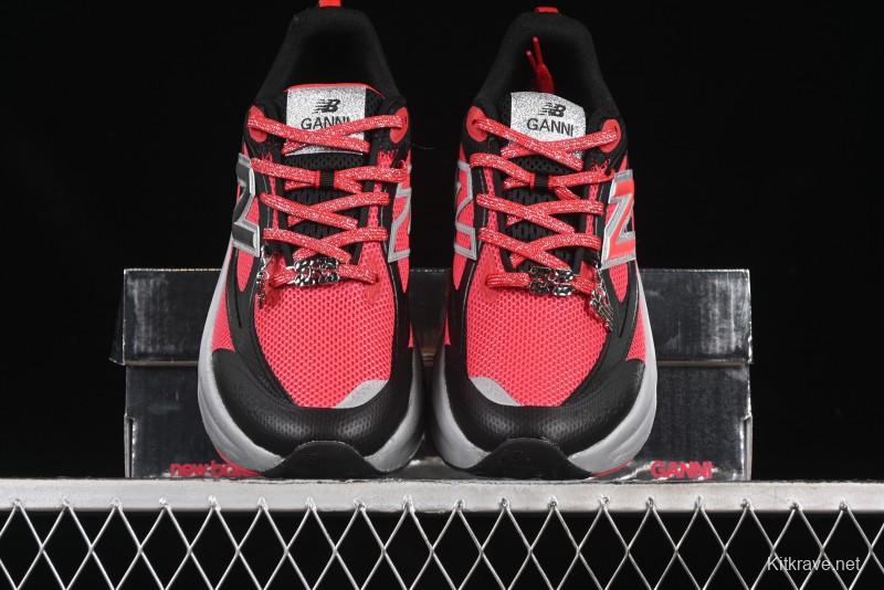 Ganni x New Balance Fresh Foam Trainer UTRNGA Silver Metallic Retro Running Shoes - UTRNGN