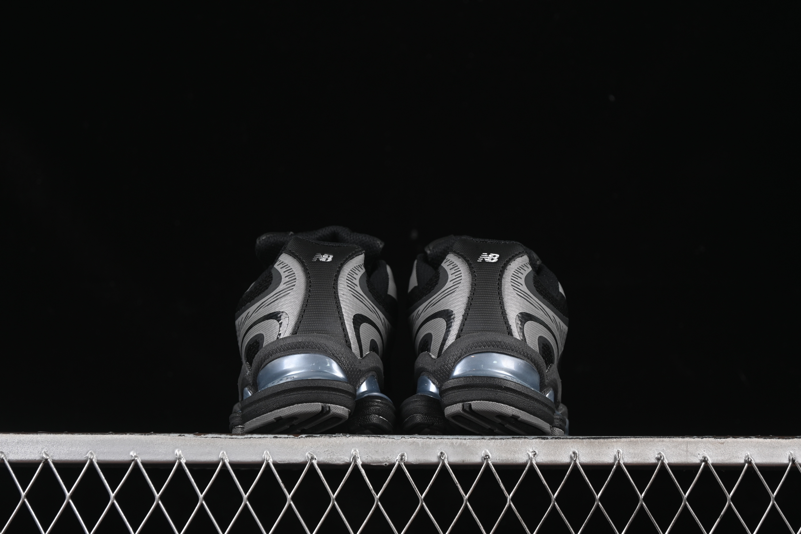 New Balance 2000 Series Retro Dad Style Casual Running Shoes - U2000ZGE