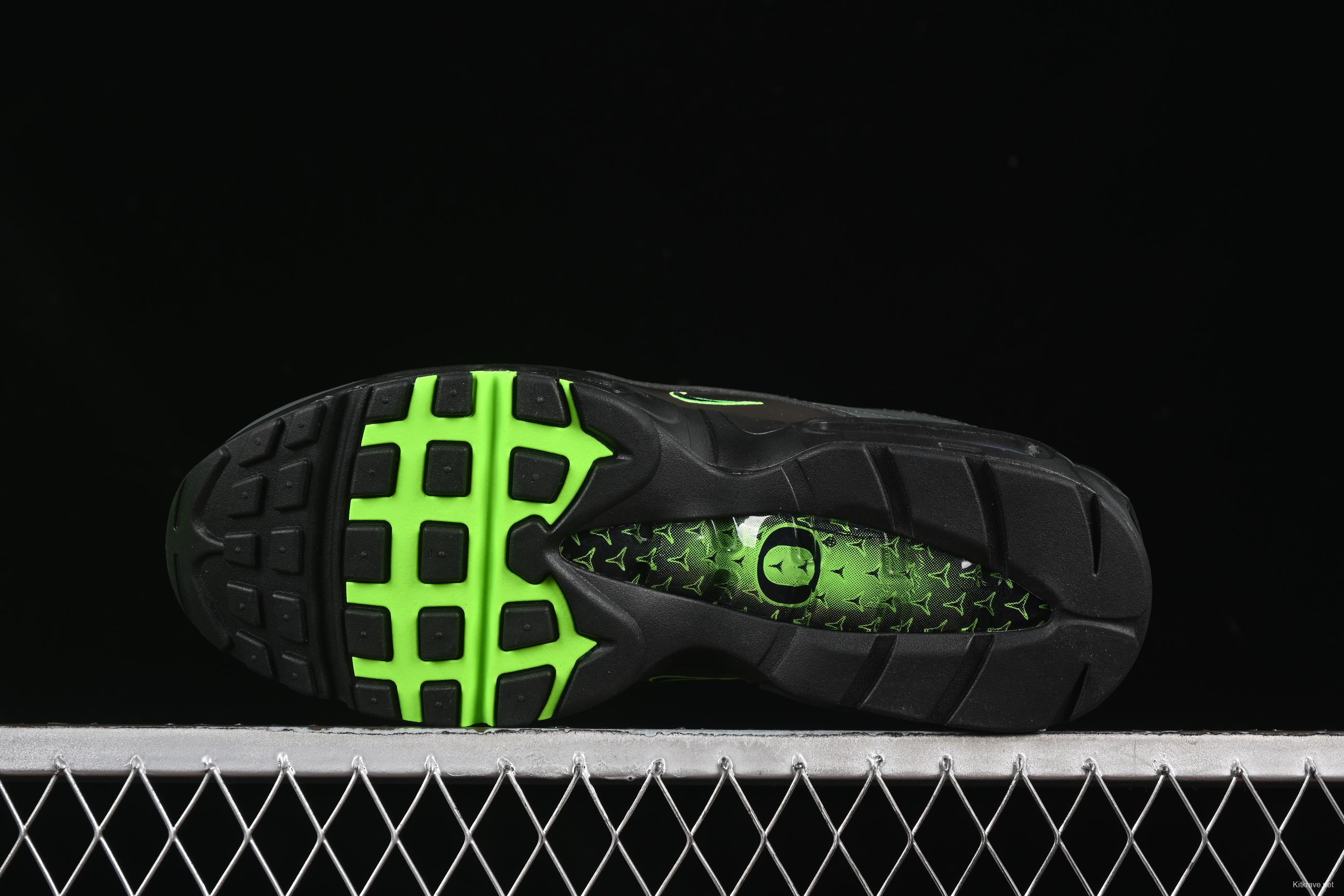 Nike Air Max 95/97 Retro Running Shoes with Full-Sole Air Cushion - II1711-900