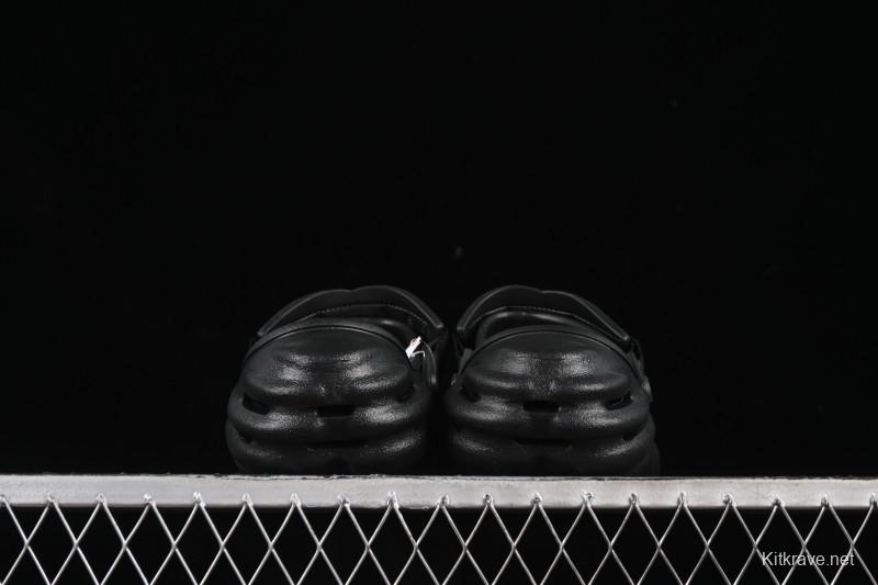 Crocs Classic Clog Slip-On Beach Sandals with Ventilation Holes - B.D4