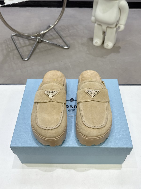 2025 Women Prada Beige Suede Loafer Slip-On KFY00280
