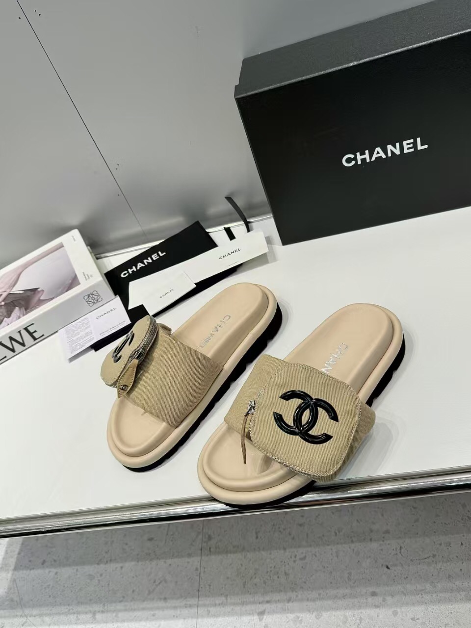 2025 Slippers Chanel Beige Canvas Slippers