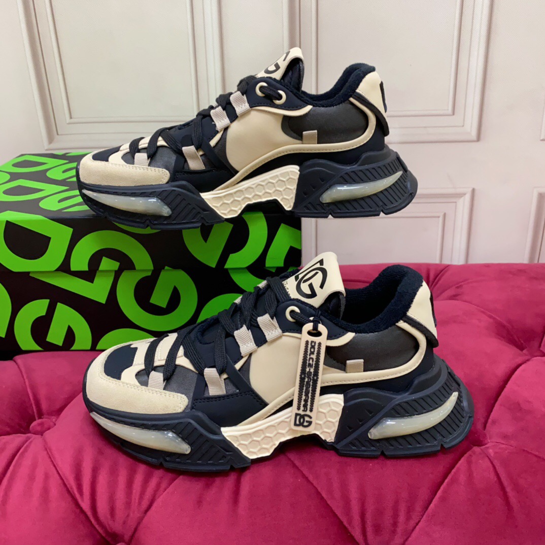 2025 Unisex Dolce & Gabbana Black Beige Leather Sneakers DG LY00340