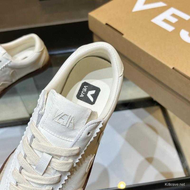 2025 Women VEJA White Beige Leather Suede Sneakers MJ00251