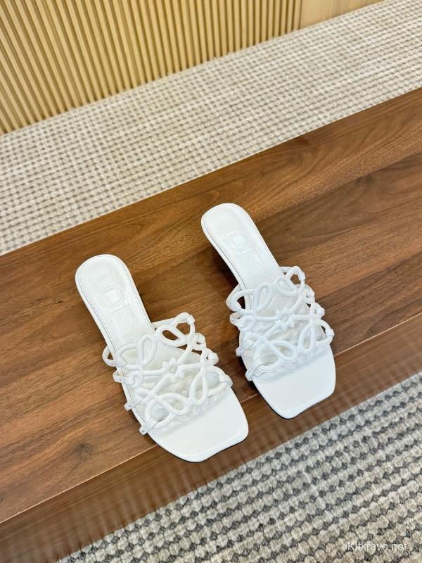 2025 Women Loewe White Leather Sandals