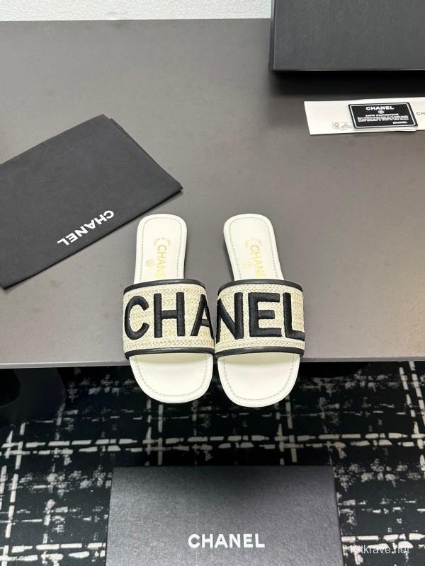 2025 Women CHANEL White Black Canvas Slippers