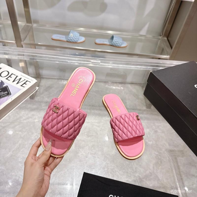 2025 Women Chanel Pink Lambskin Slippers LY00240