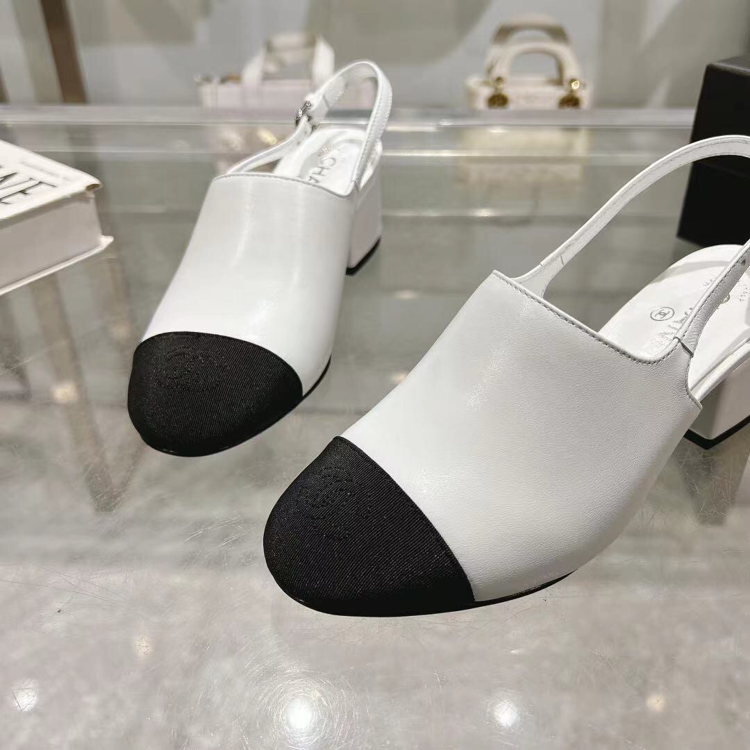 2025 Women Chanel White Black Leather Slingback Sandal LY00300