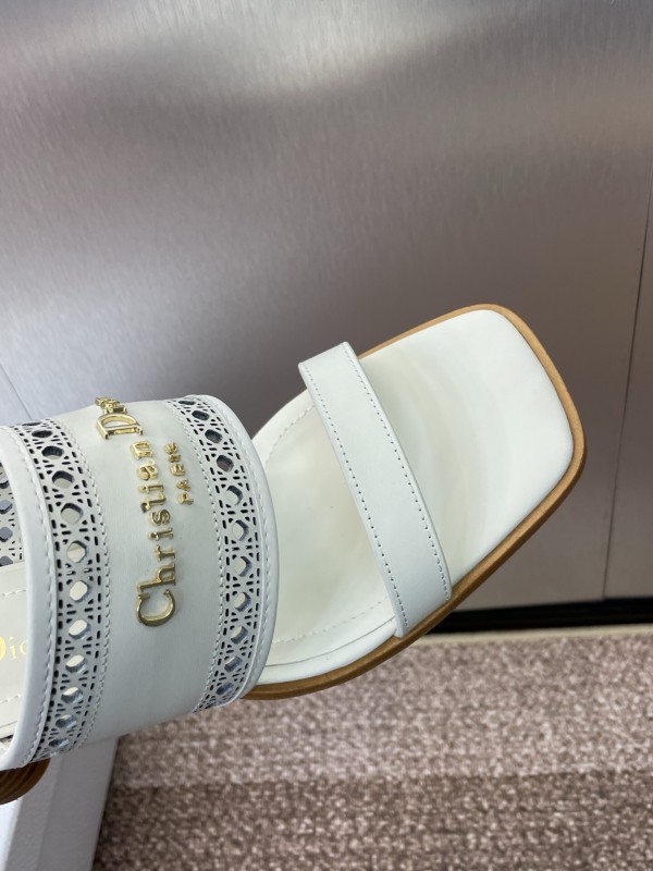 2025 Women Dior White Leather Slide Sandals