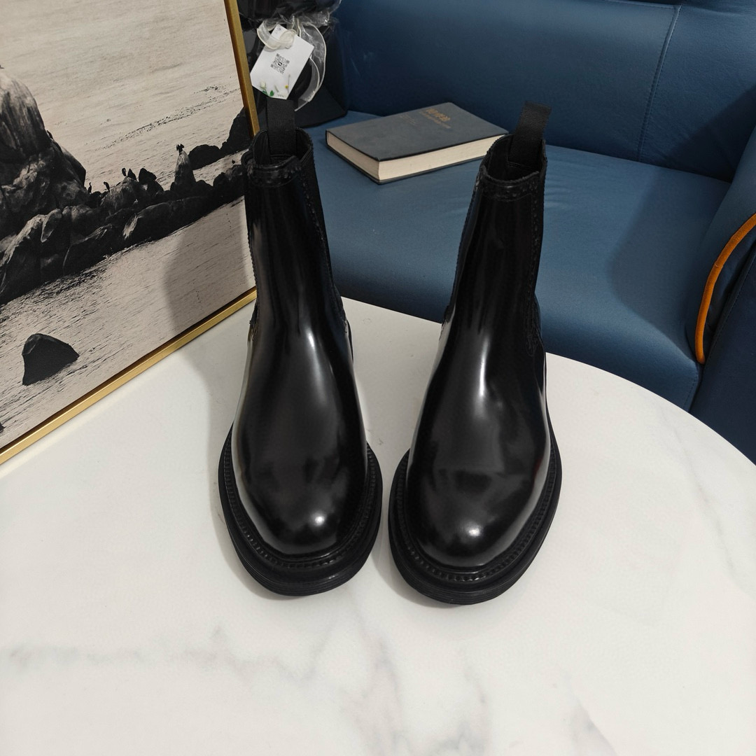 2024 Men Dolce & Gabbana Black Leather Ankle Boots