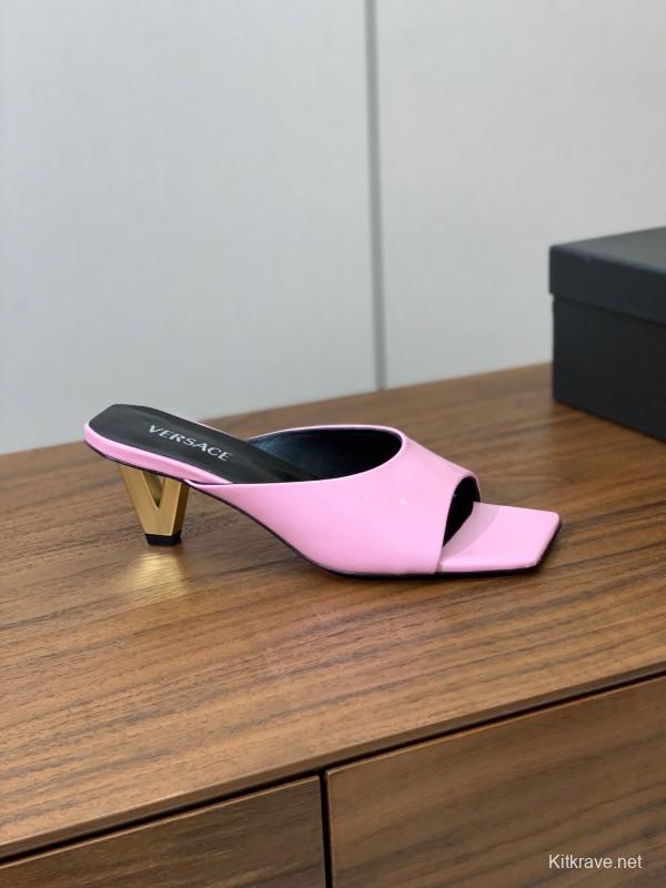2025 Slippers VERSACE Pink Patent Leather Slippers