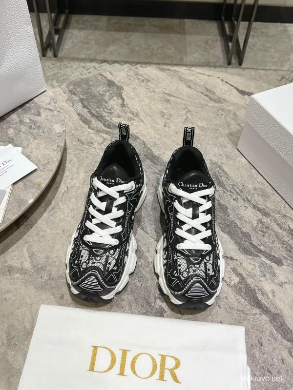 2025 Women Dior Black White Textile Casual Sneakers KFY00370