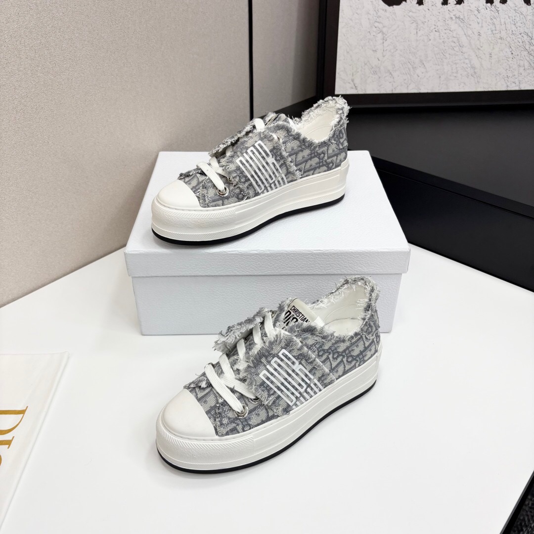2025 Women Dior Grey Canvas Fur Sneaker LY00300