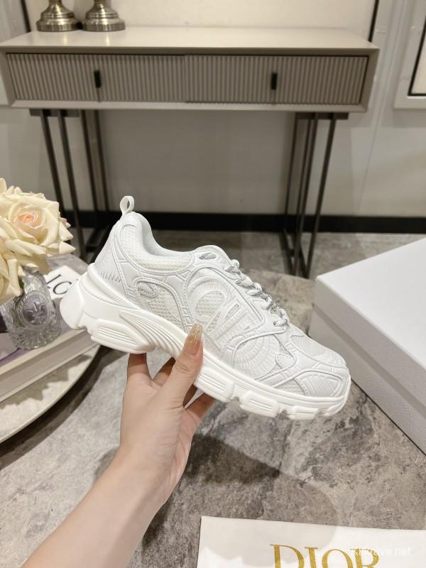 2025 Women Dior White Fabric Running Shoes KFY00370