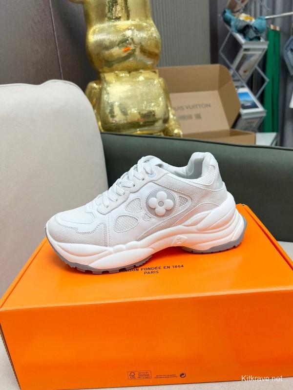 2025 Women Louis Vuitton White Leather Mesh Running Sneakers LY00340