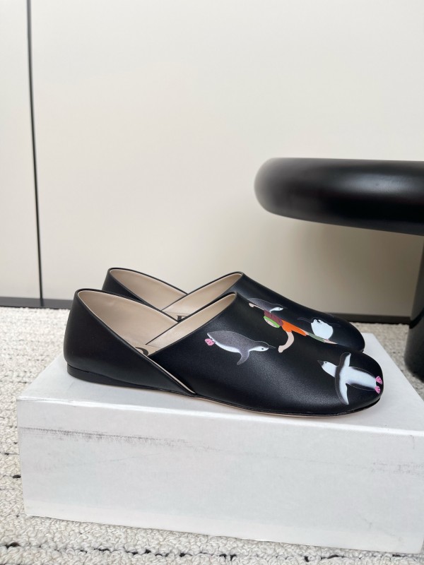2025 Women Loewe Black Leather Loafers Painted LY00270