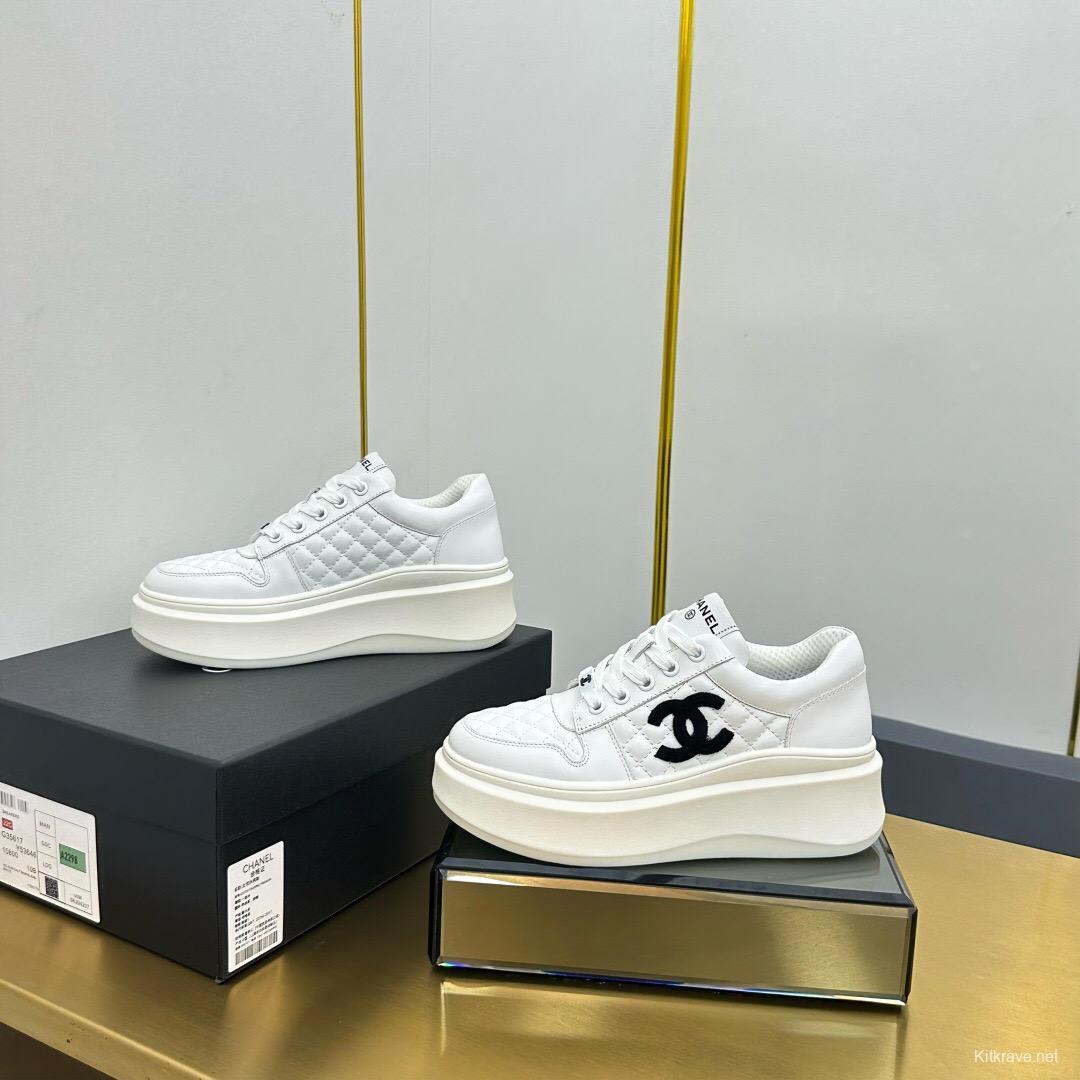 2025 Women Chanel White Leather Sneakers Thick Sole