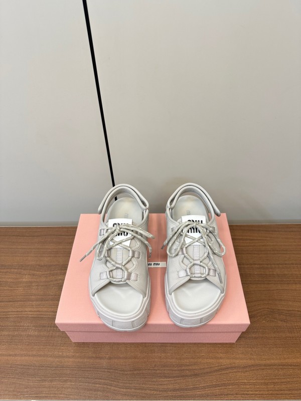 2025 Women Miu Miu White Leather Sandals LY00240