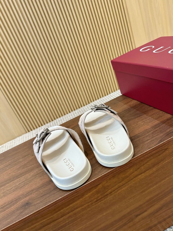 2025 Women Gucci Beige Leather Sandals
